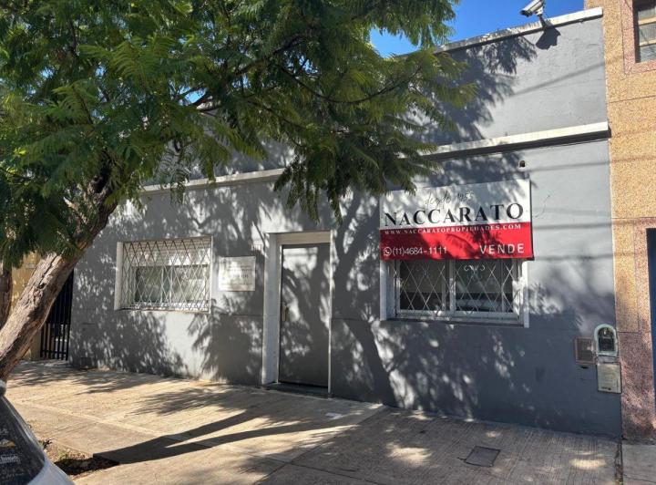 Casa · 220m² · 4 Ambientes