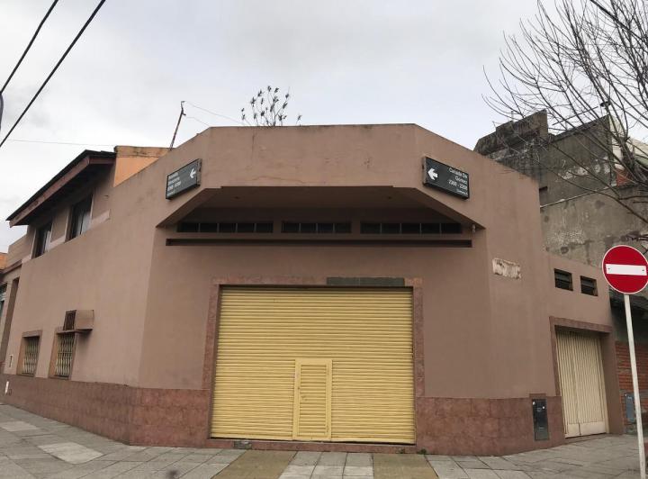 Casa · 320m² · 4 Ambientes