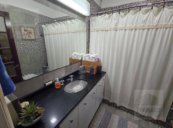 Casa · 173m² · 5 Ambientes