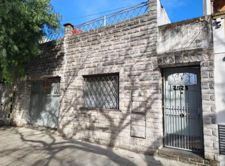 Casa · 150m² · 5 Ambientes · 1 Cochera