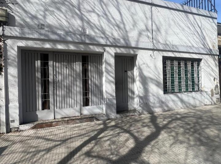 Casa · 100m² · 3 Ambientes · 1 Cochera