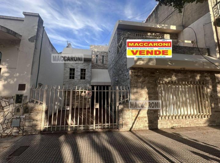 Casa · 140m² · 5 Ambientes · 1 Cochera