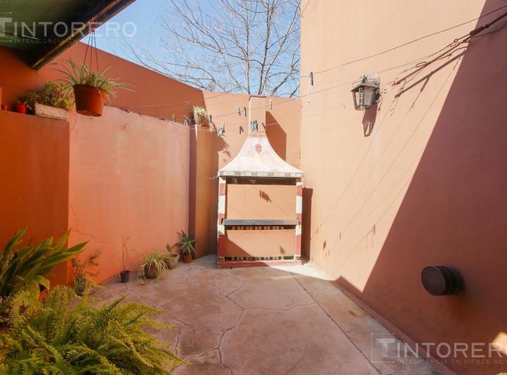Casa · 88m² · 3 Ambientes · 1 Cochera