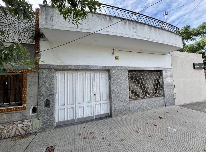 Casa · 120m² · 4 Ambientes · 1 Cochera