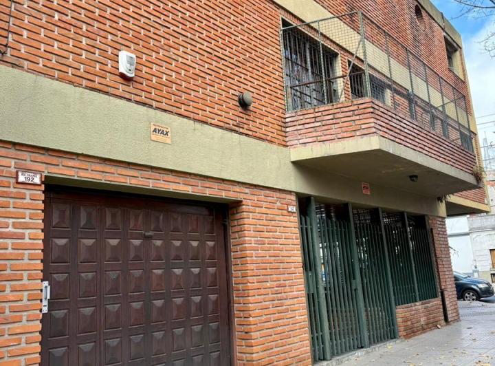 Casa · 192m² · 5 Ambientes · 1 Cochera