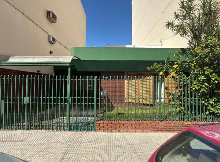 Casa · 110m² · 4 Ambientes · 1 Cochera
