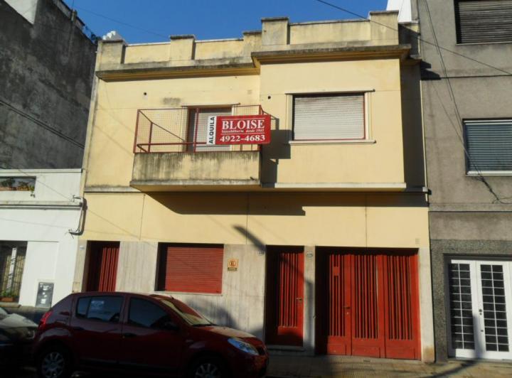 Casa · 260m² · 5 Ambientes · 1 Cochera