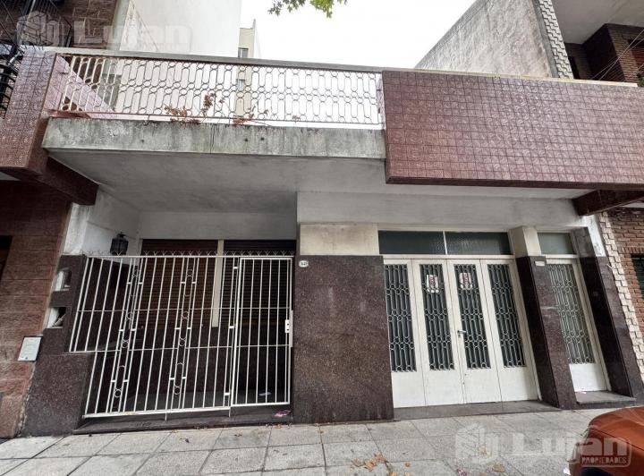 Casa · 191m² · 4 Ambientes · 1 Cochera