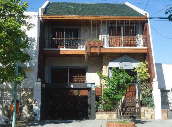 Casa · 550m² · 5 Ambientes · 1 Cochera