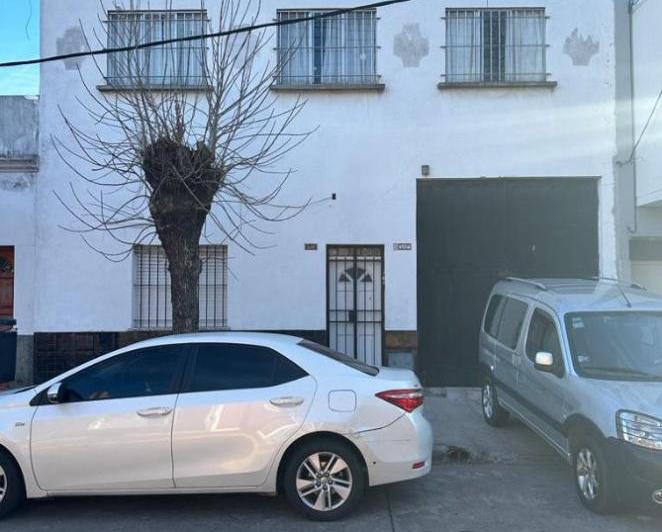 Casa · 369m² · 10 Ambientes · 1 Cochera