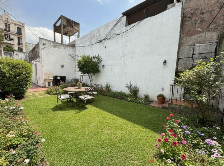 Casa · 190m² · 5 Ambientes