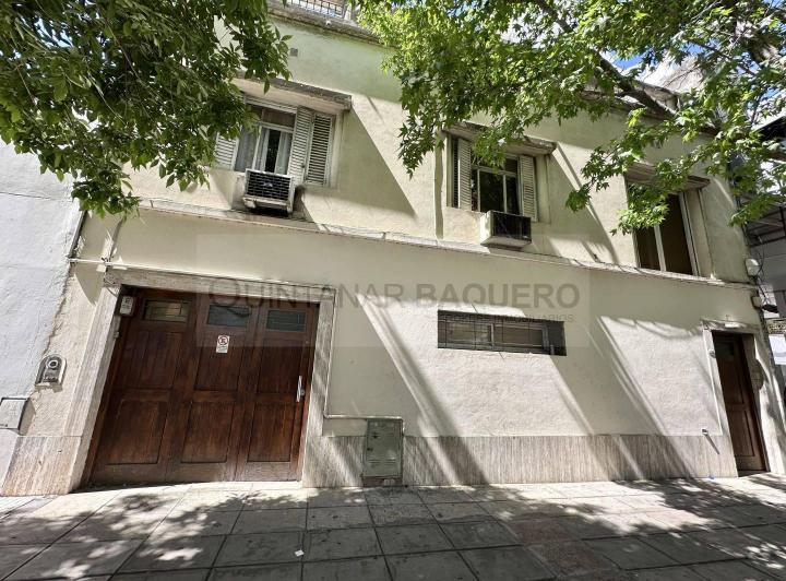 Casa · 196m² · 4 Ambientes · 1 Cochera