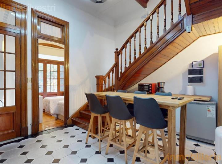 Casa · 185m² · 9 Ambientes
