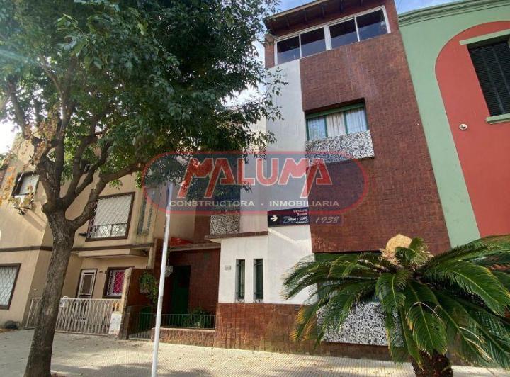 Casa · 74m² · 5 Ambientes