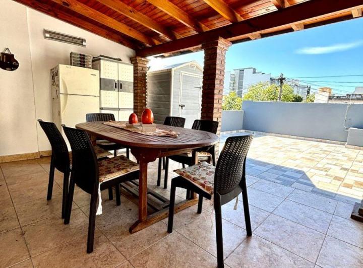 Casa · 150m² · 5 Ambientes