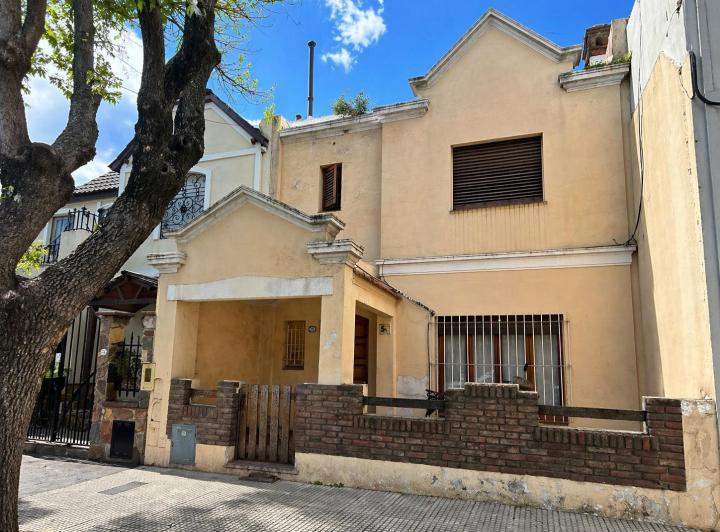 Casa · 120m² · 5 Ambientes