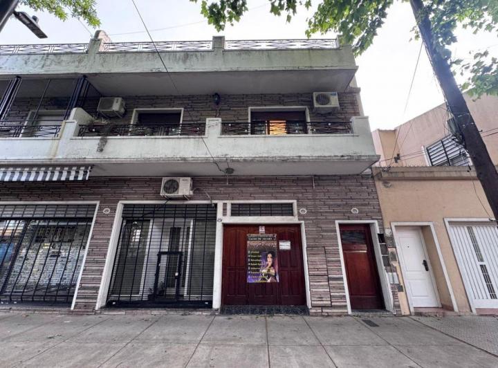 Casa · 130ha · 4 Ambientes · 1 Cochera