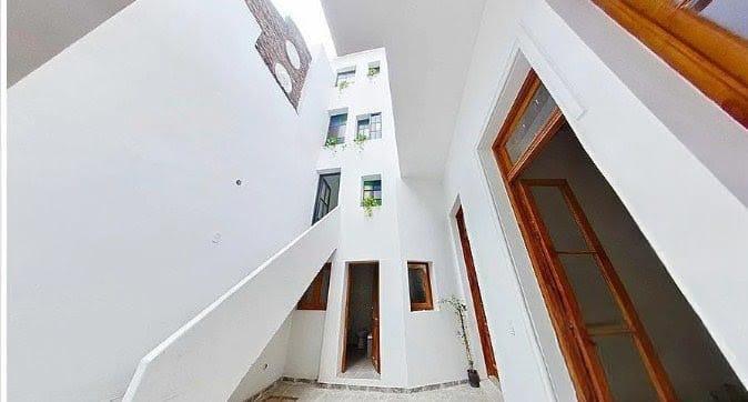 Casa · 250m² · 5 Ambientes