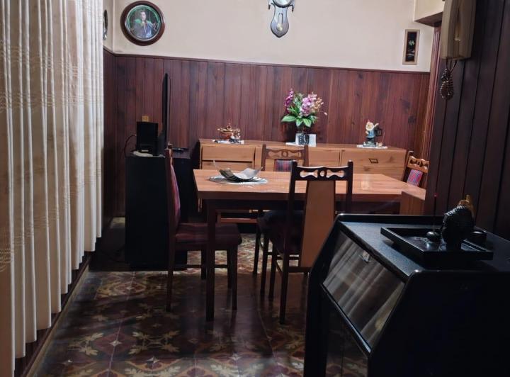 Casa · 163m² · 6 Ambientes · 1 Cochera