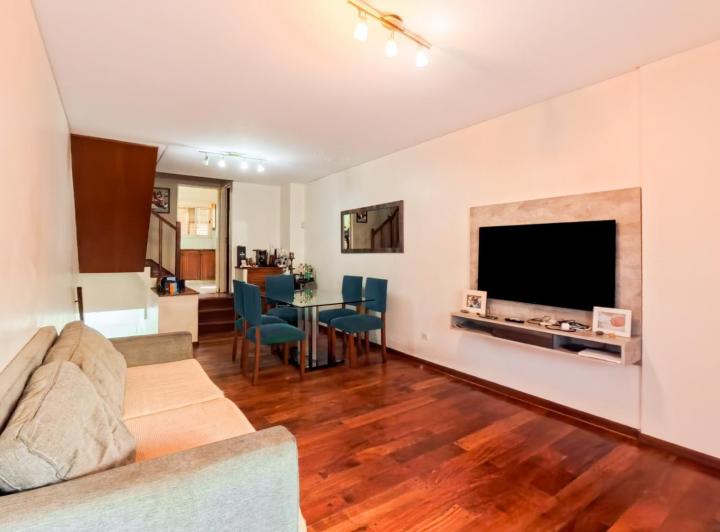Casa · 119m² · 4 Ambientes · 2 Cocheras