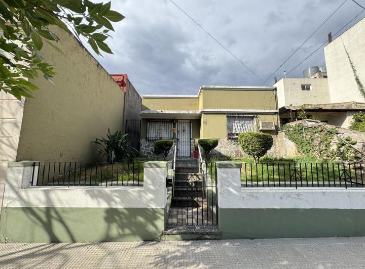 Casa · 160m² · 4 Ambientes · 1 Cochera