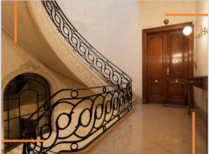 Casa · 600m² · 6 Ambientes