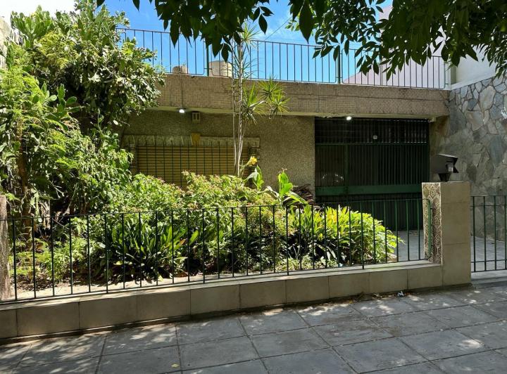 Casa · 289m² · 10 Ambientes · 5 Cocheras