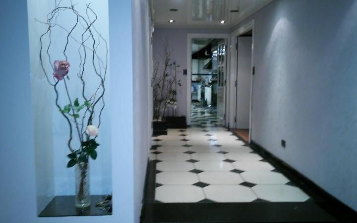 Casa · 600m² · 5 Ambientes · 2 Cocheras