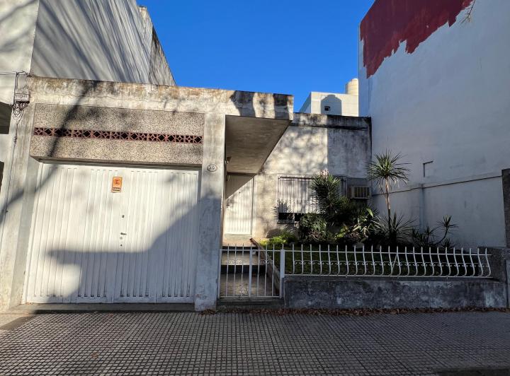 Casa · 150m² · 3 Ambientes · 1 Cochera