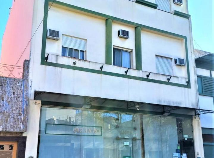 Casa · 1200m² · 40 Ambientes