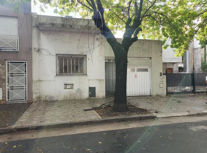 Casa · 80m² · 2 Ambientes · 1 Cochera