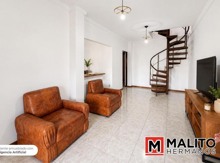 Casa · 170m² · 5 Ambientes · 2 Cocheras