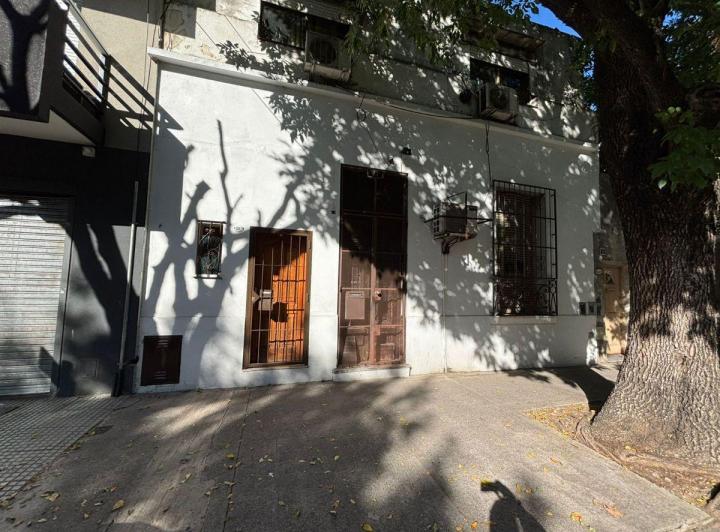 Casa · 140m² · 6 Ambientes