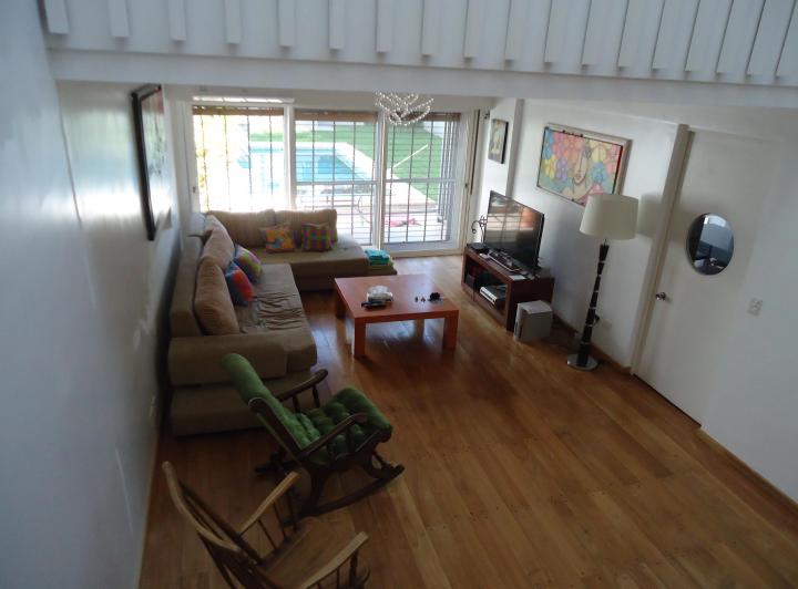 Casa · 380m² · 4 Ambientes · 2 Cocheras