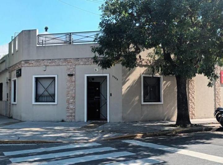 Casa · 126m² · 4 Ambientes · 1 Cochera