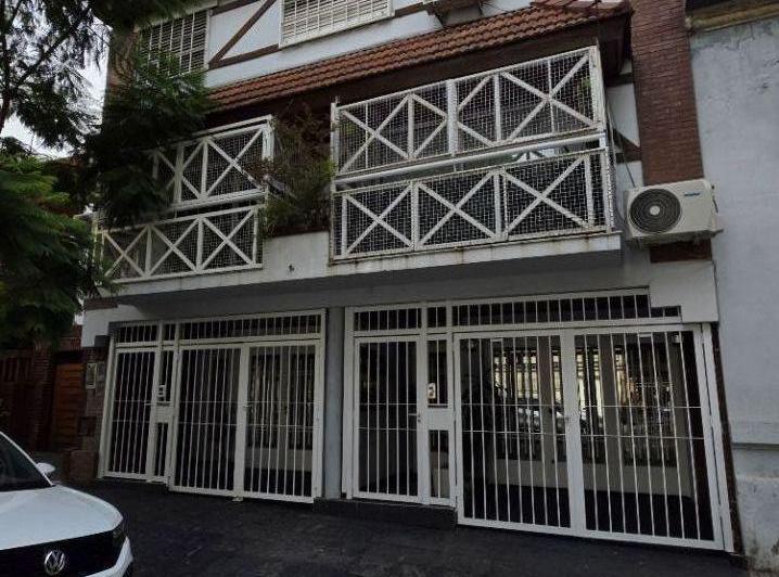 Casa · 117m² · 4 Ambientes · 2 Cocheras