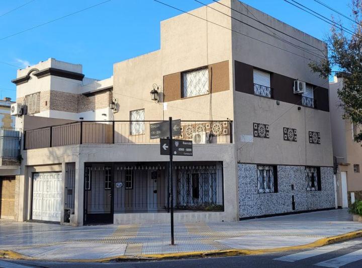 Casa · 172m² · 4 Ambientes · 1 Cochera