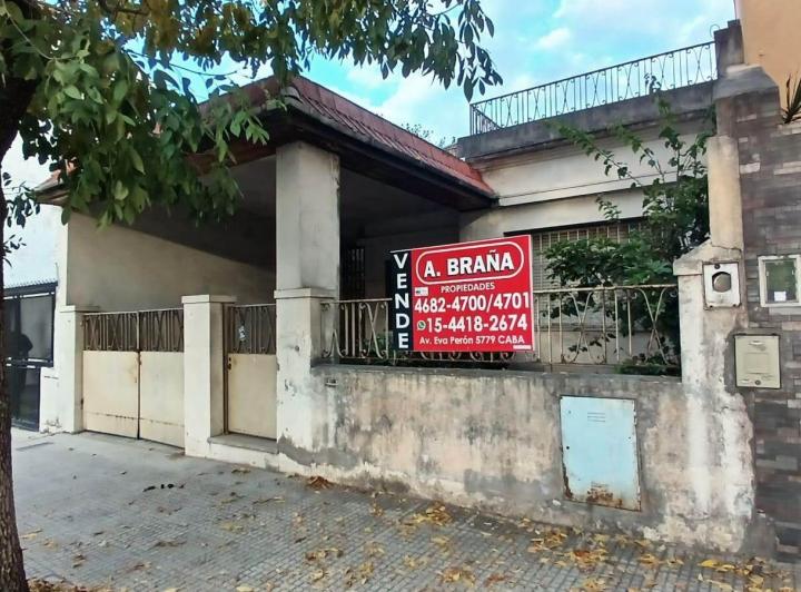 Casa · 129m² · 3 Ambientes · 1 Cochera