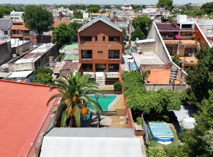 Casa · 720m² · 10 Ambientes · 5 Cocheras
