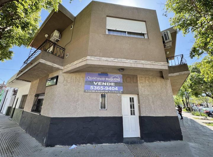 Casa · 169m² · 7 Ambientes · 2 Cocheras