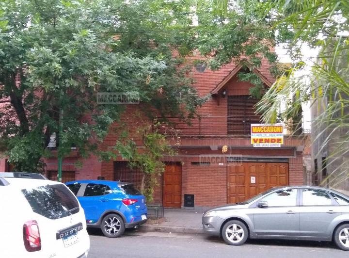Casa · 160m² · 4 Ambientes · 1 Cochera
