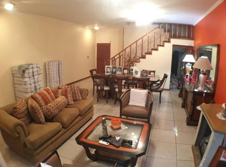 Casa · 163m² · 5 Ambientes