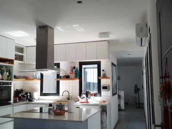 Casa · 140m² · 5 Ambientes