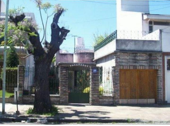 Casa · 110m² · 4 Ambientes · 1 Cochera