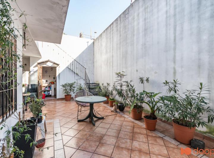 Casa · 219m² · 5 Ambientes · 1 Cochera