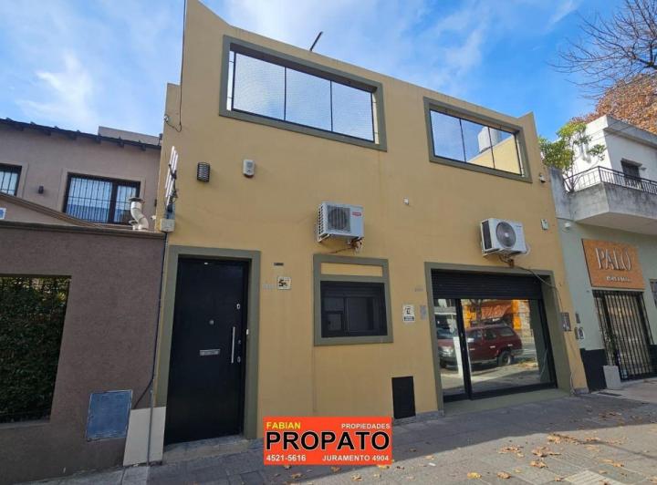Casa · 220m² · 4 Ambientes · 2 Cocheras