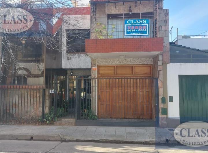 Casa · 265m² · 4 Ambientes · 1 Cochera