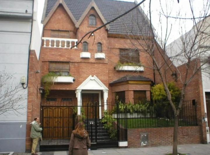 Casa · 540m² · 12 Ambientes · 1 Cochera