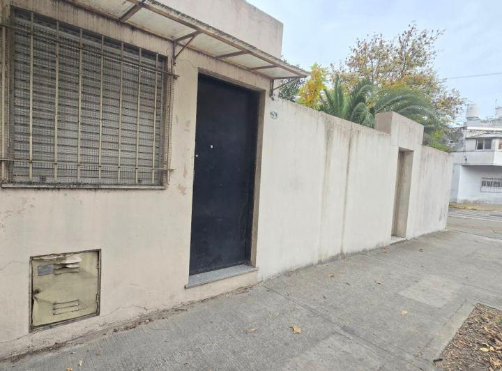 Casa · 161m² · 2 Ambientes · 1 Cochera