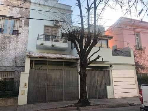 Casa · 171m² · 5 Ambientes · 1 Cochera